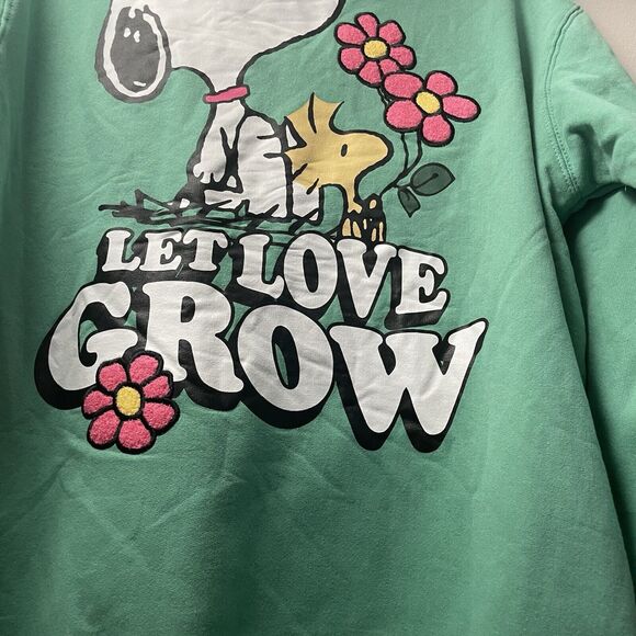PEANUTS WOODSTOCK,SNOOPY "LET LOVE GROW" GREEN HOODIE SWEATSHIRT SIZE XL NWT - Picture 4 of 8